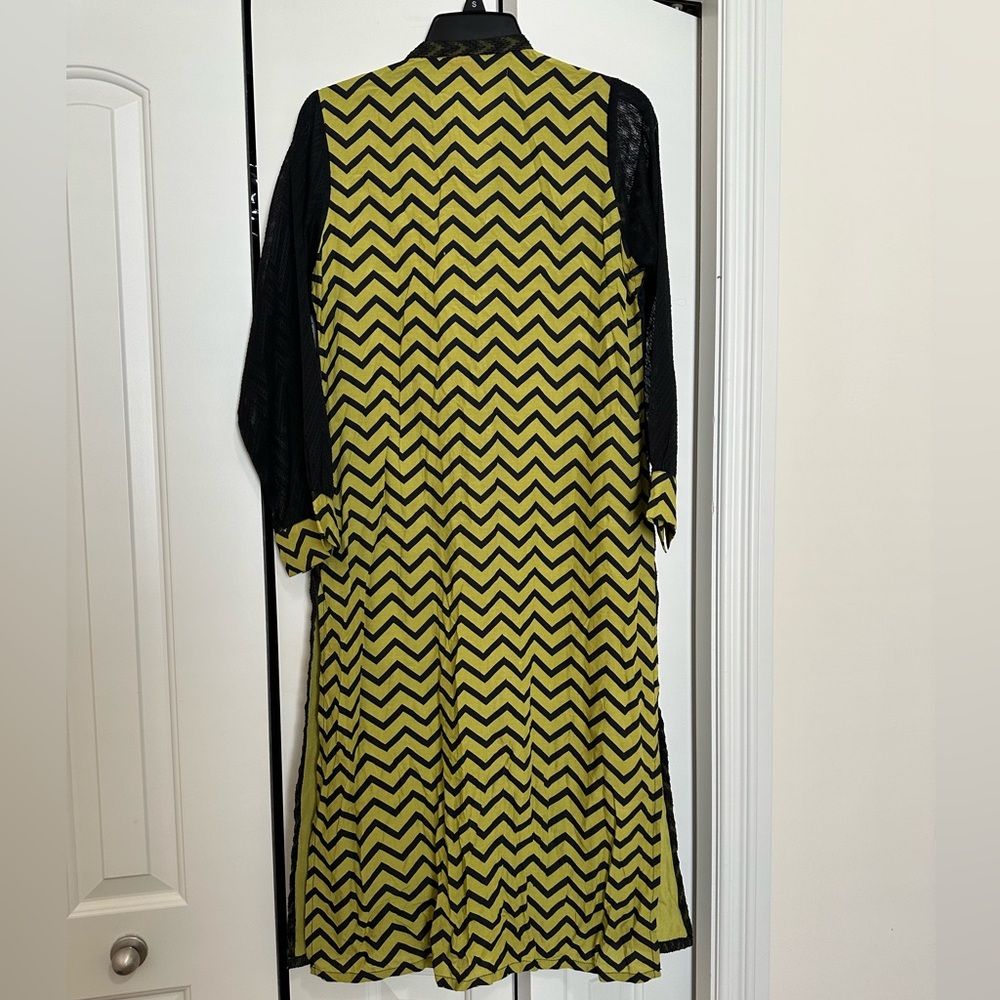 Black and Green Chevron Long Tunic - Picture 4 of 4